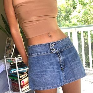 Low rise mini skirt